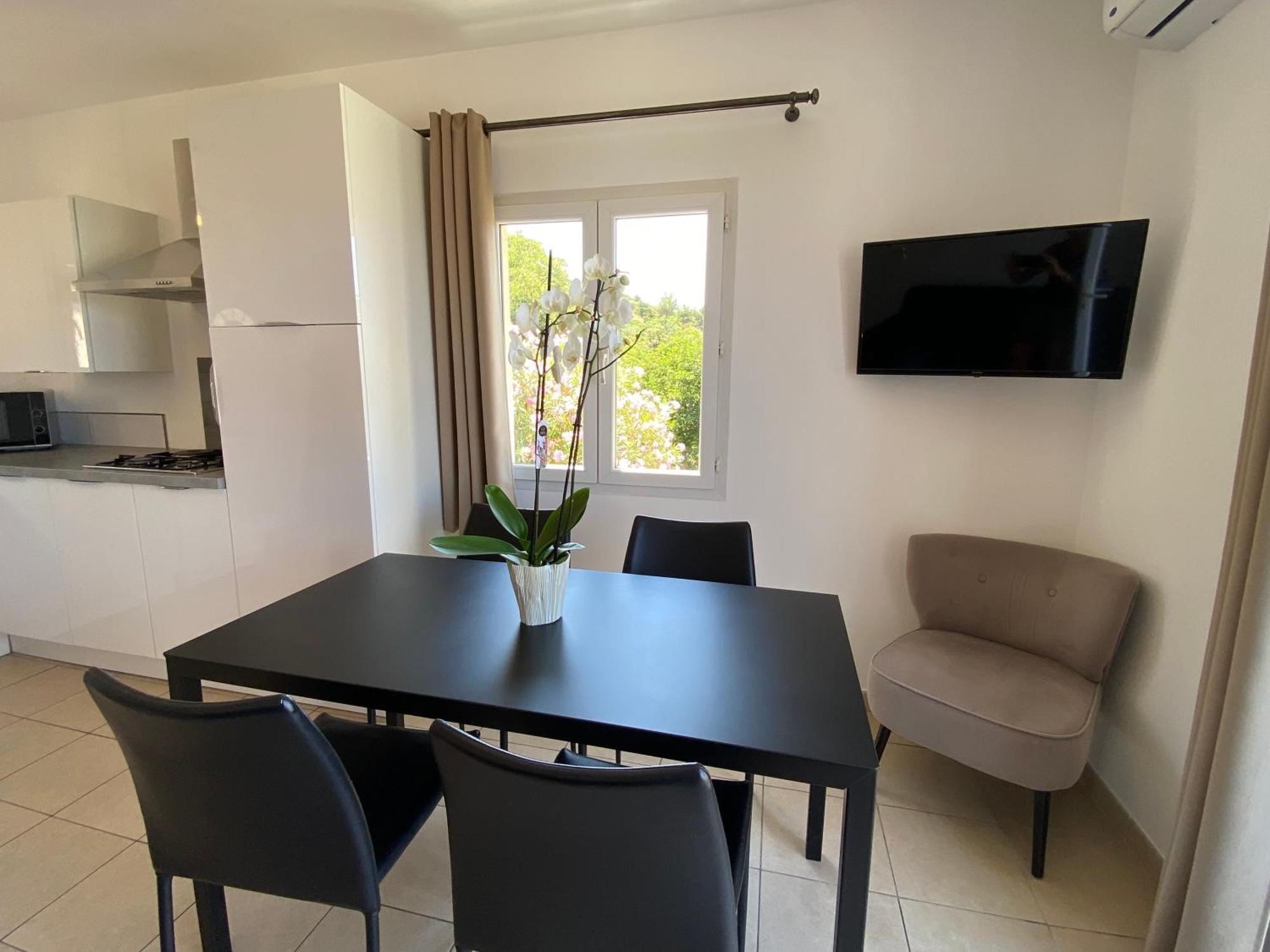 La Citadelle Appartements Сен-Флоран Экстерьер фото
